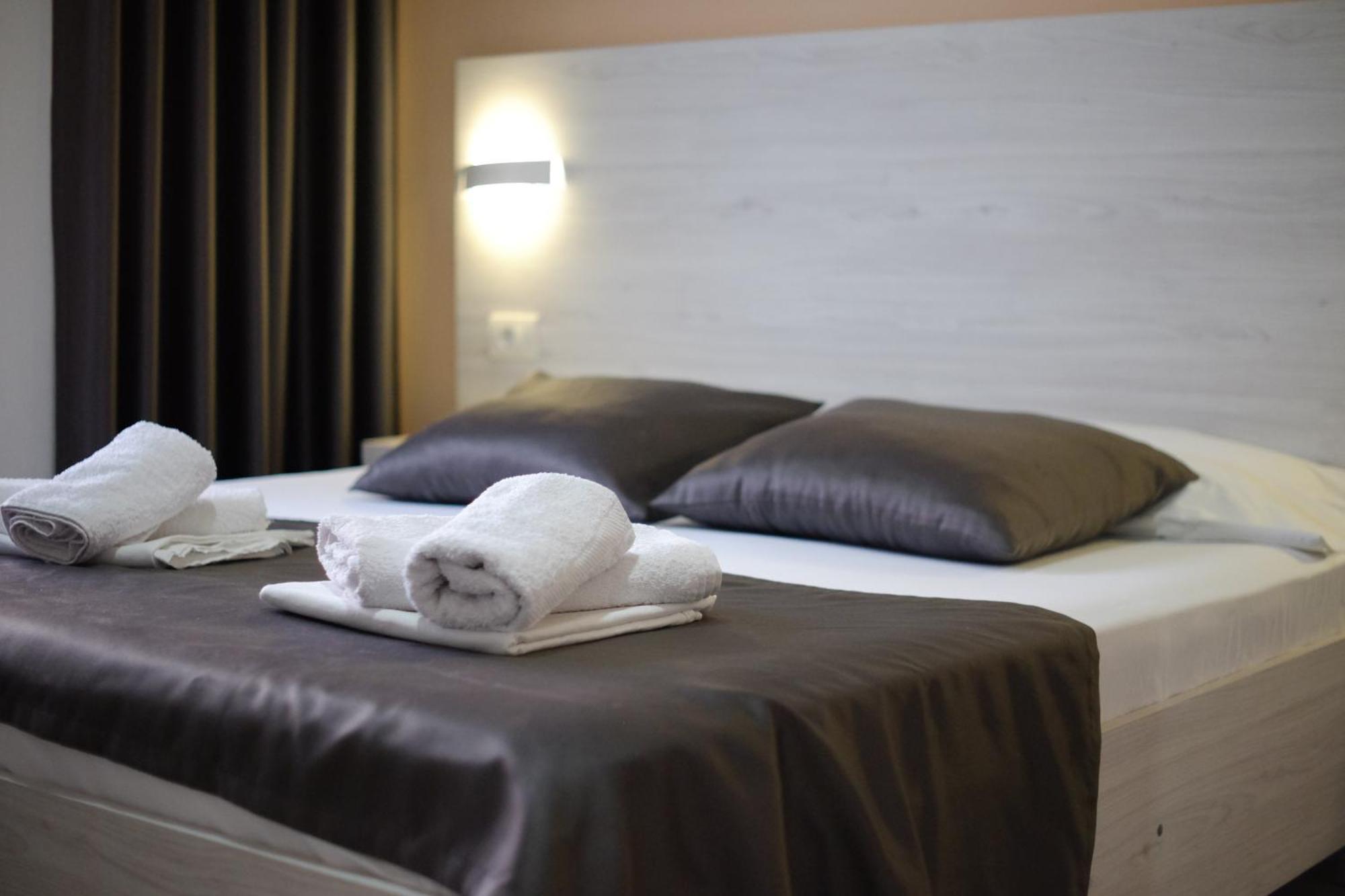 Molla Apartments Ulcinj Extérieur photo